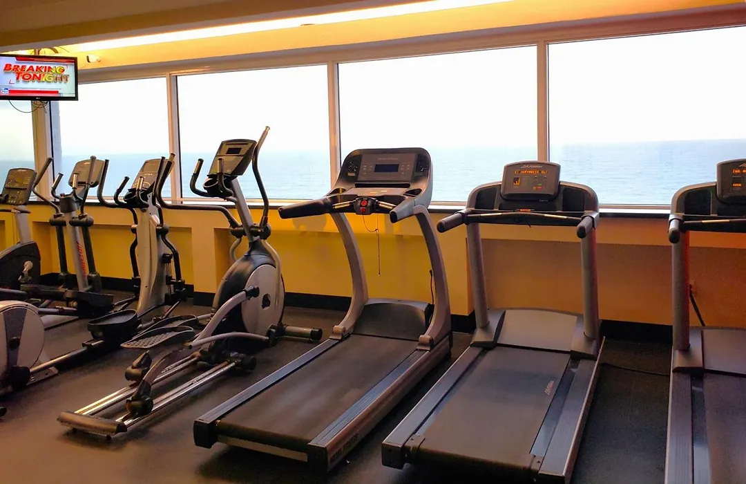 Radisson Suite Hotel Oceanfront-1